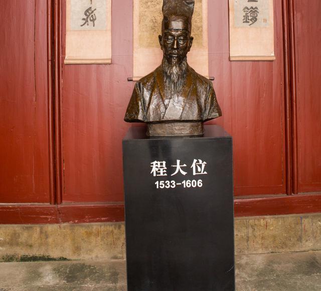 明朝大数学家横空出世，一项世界级数学成果震惊后世一个连秀才都没考上、跑长江做
