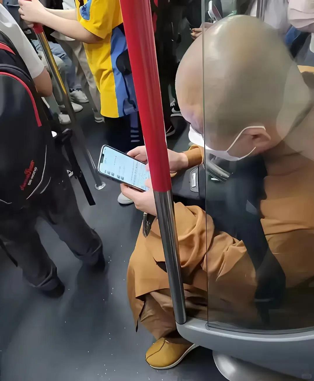 和尚:我不入地狱谁入地狱[汗]