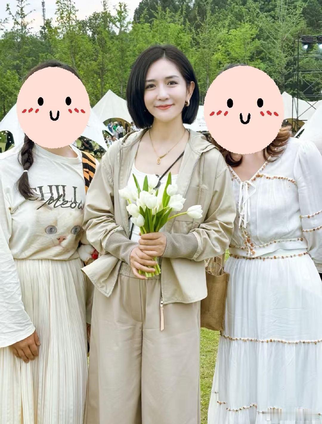 张杰谢娜谢娜当家家规第一条谁懂啊！看到谢娜官宣新综艺我差点从椅子上跳起来