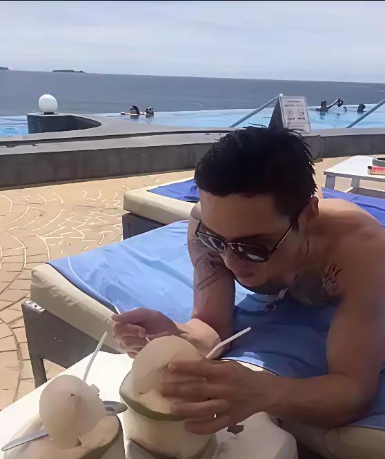 坏人永远不内耗，这从俞晓冬的母亲身上再一次具象化了！这个叫陆慧芳的女人，在儿