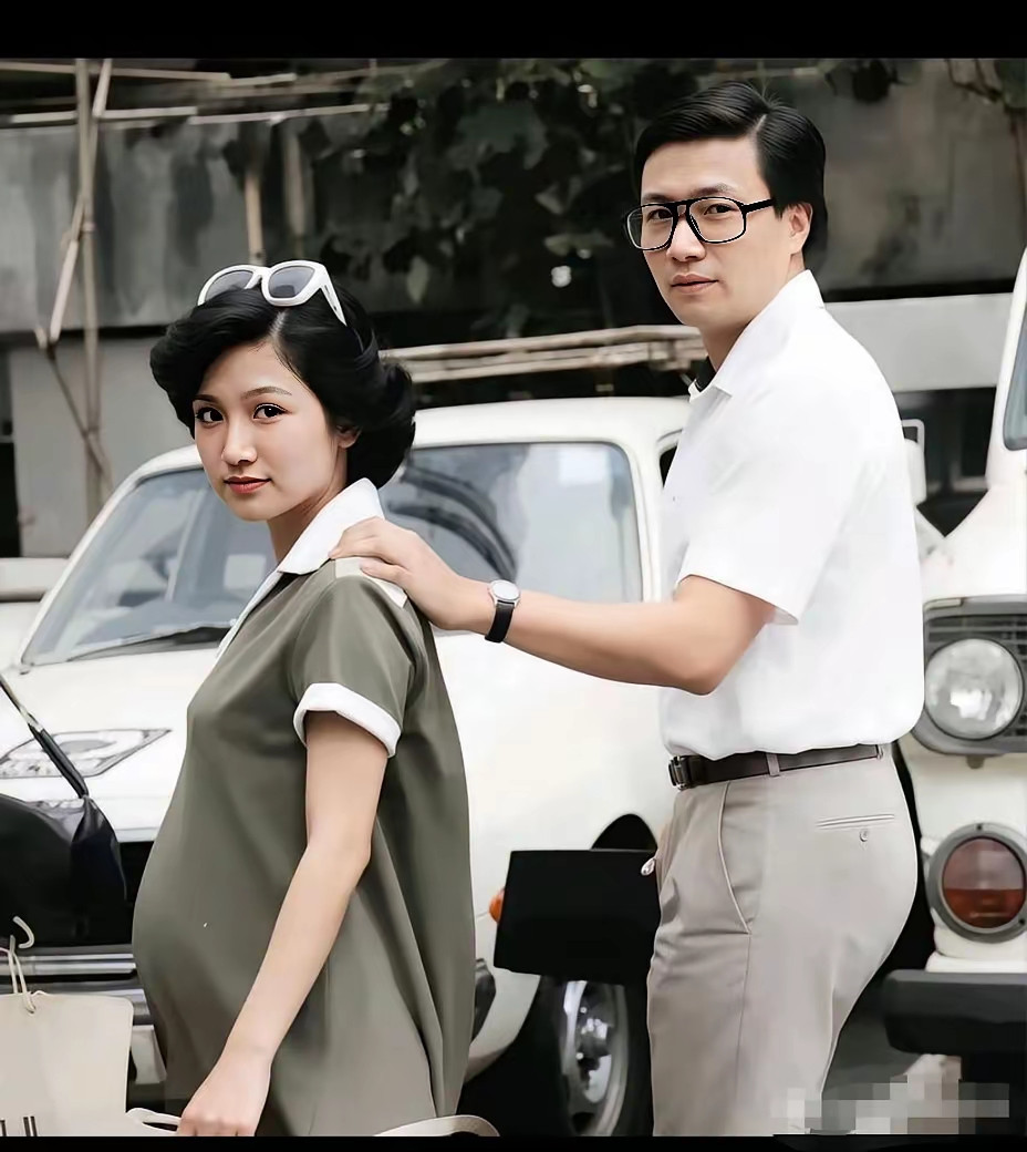 年轻时候的谢霆锋，太年轻了[捂脸哭]