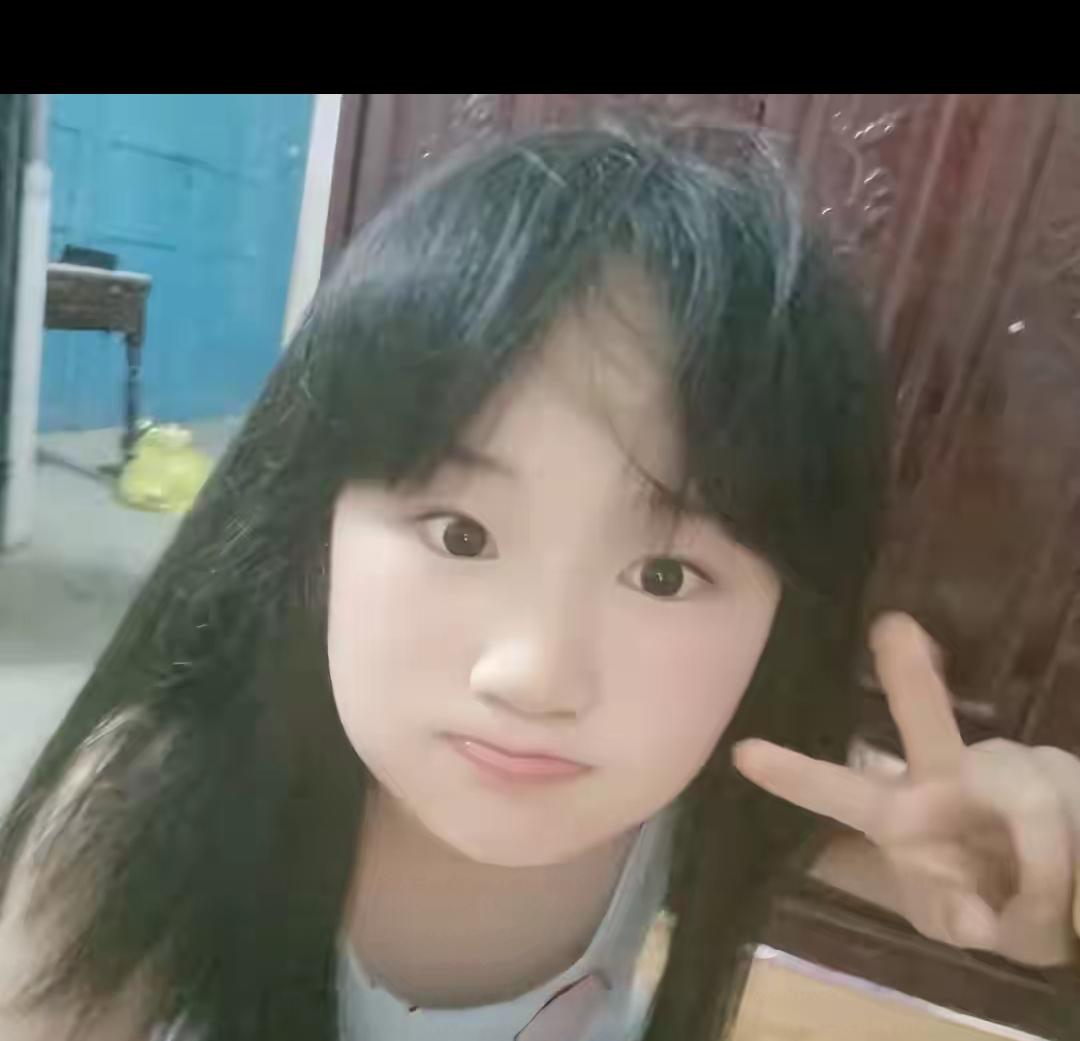 湖南13岁女孩李可馨去世，几小时前还好好聊着天。妈妈崩溃至今。。谁能想到，外