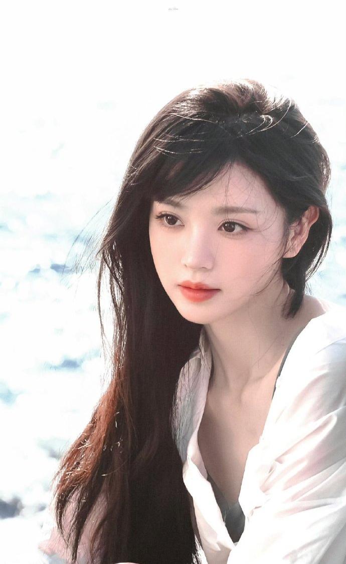 田曦薇白衬衫好有少女味，梦中的初恋情人​​​