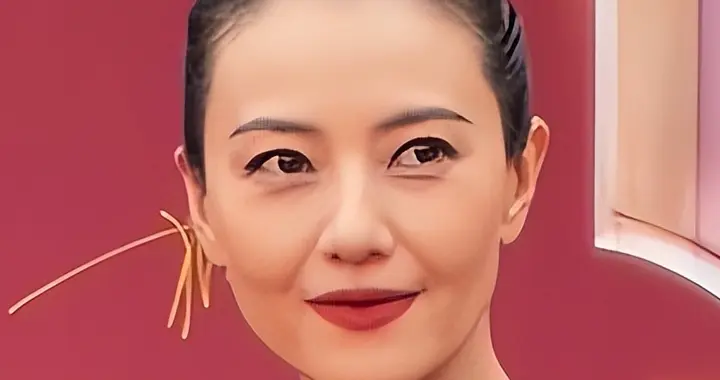 红毯上的璀璨星光:明星们闪耀登场