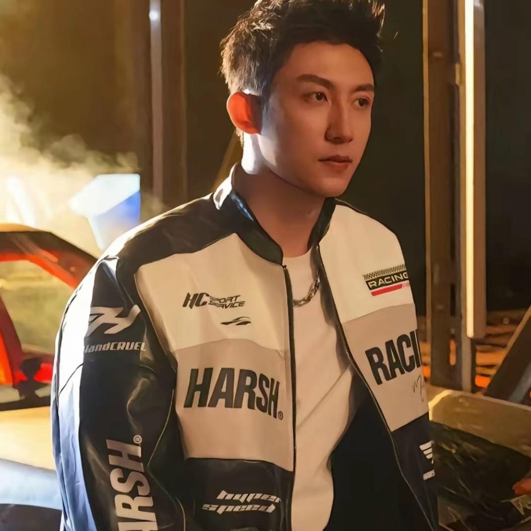 33岁黄景瑜上海赛车场“封神”！皮衣造型撞脸林臻东，现场高呼引全场沸腾引擎的