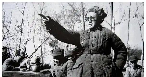 1969年，曾在长征时促成刘伯承与小叶丹“彝海结盟”的红军向导陈志喜的女儿陈文芙