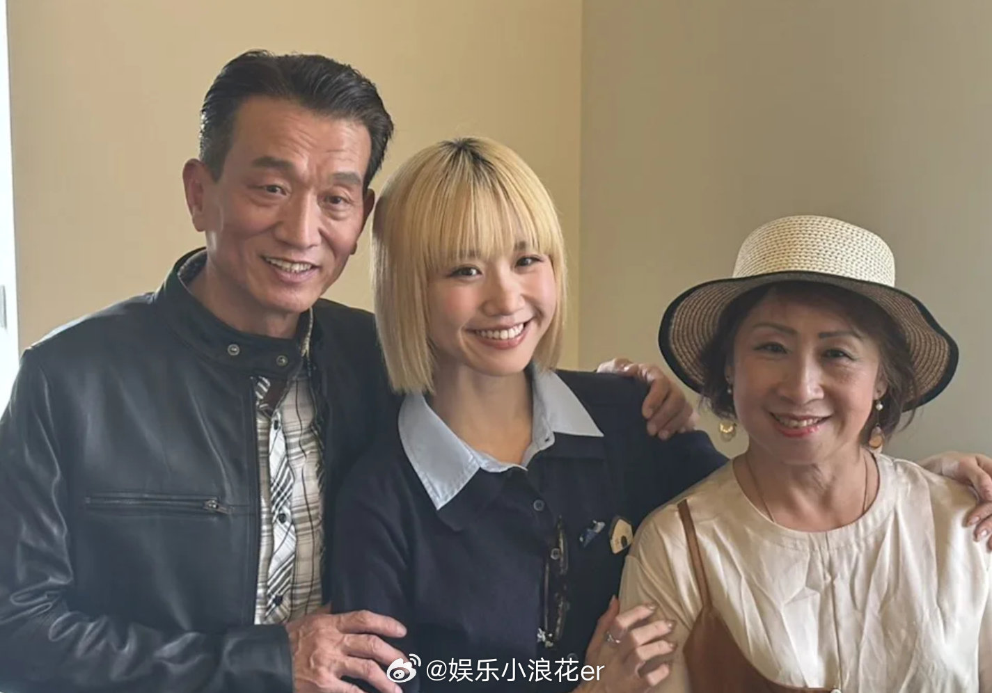 lulu爸妈回应女儿结婚lulu爸妈说相信陈汉典会好好疼女儿11日，陈汉典lu