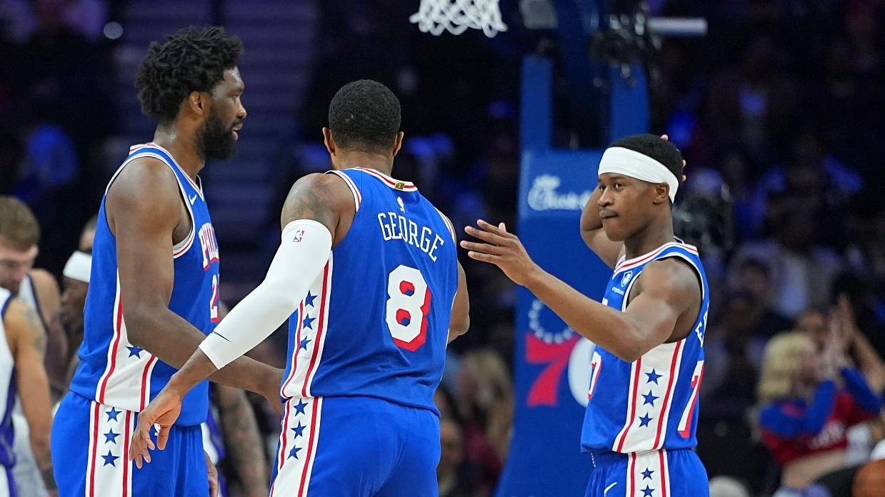 乔治禁赛25场！76人省587万，3大新星迎来爆发机会