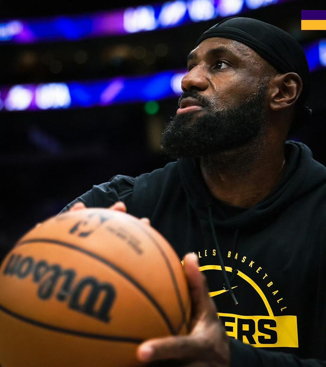 詹姆斯今天赛后表示：“其实我很期待正常的赛程，连休四天肯定很奇怪，我本来就没进