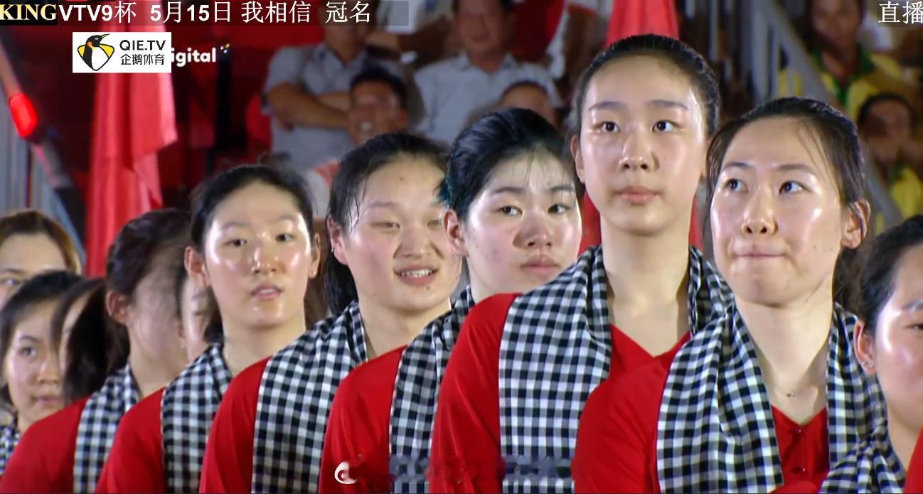 越南好热，满面油光啊😂越南vtv9杯邀请赛江苏中天钢铁女排