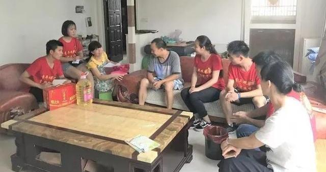 花5000元赴港追星家庭低保被取消，不是苛刻是咎由自取网传赣州一个低保家