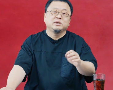 最新，罗永浩奉陪到底面对西贝董事长贾国龙的步步紧逼，罗永浩在9月11日深夜作出