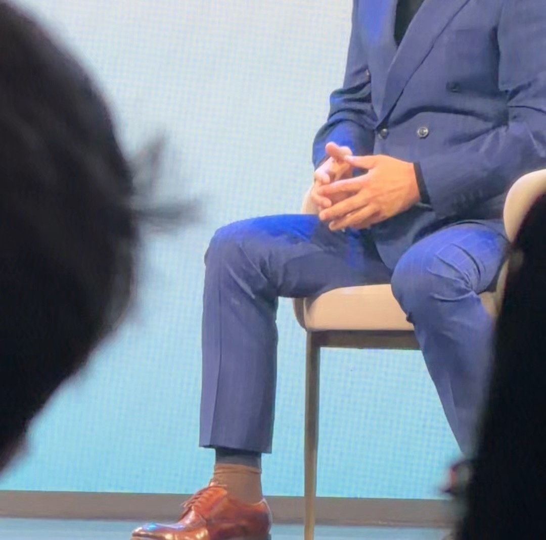 大佬魏建军穿的秋裤