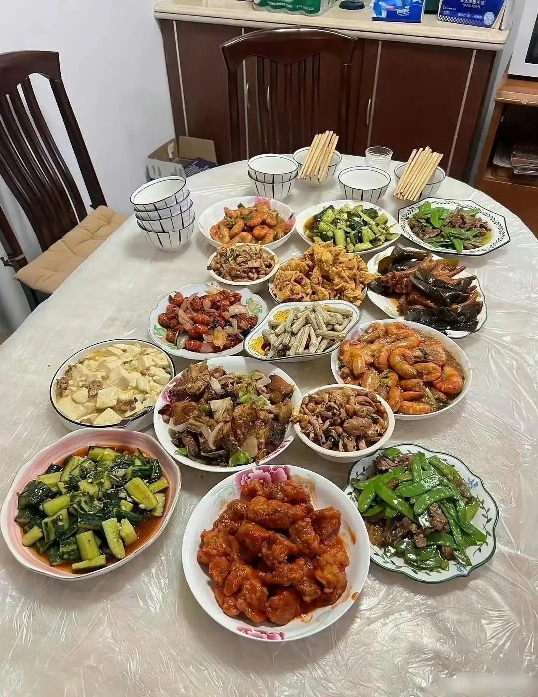 图一是婆家的，图二是娘家的，说明了什么？​​​