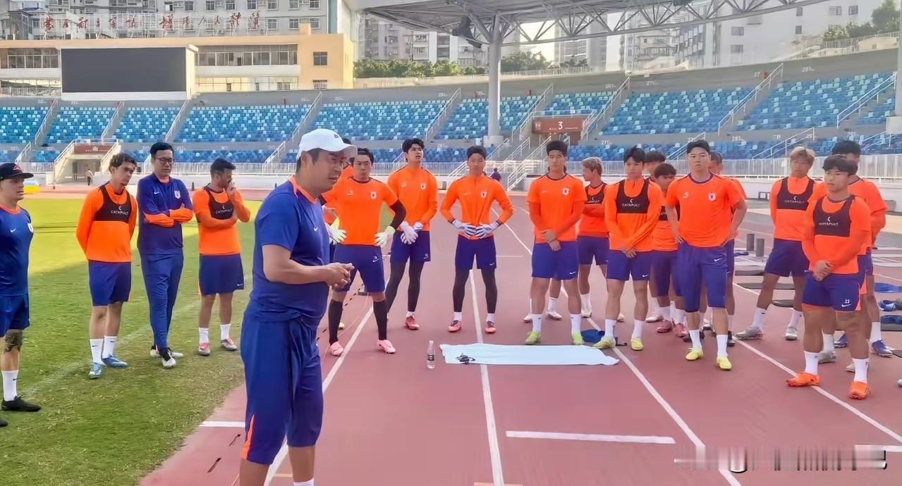 看了今晚的亚冠结果，还有人骂泰山惨案队吗？的确，泰山曾经是输得很惨，但骂泰山的这