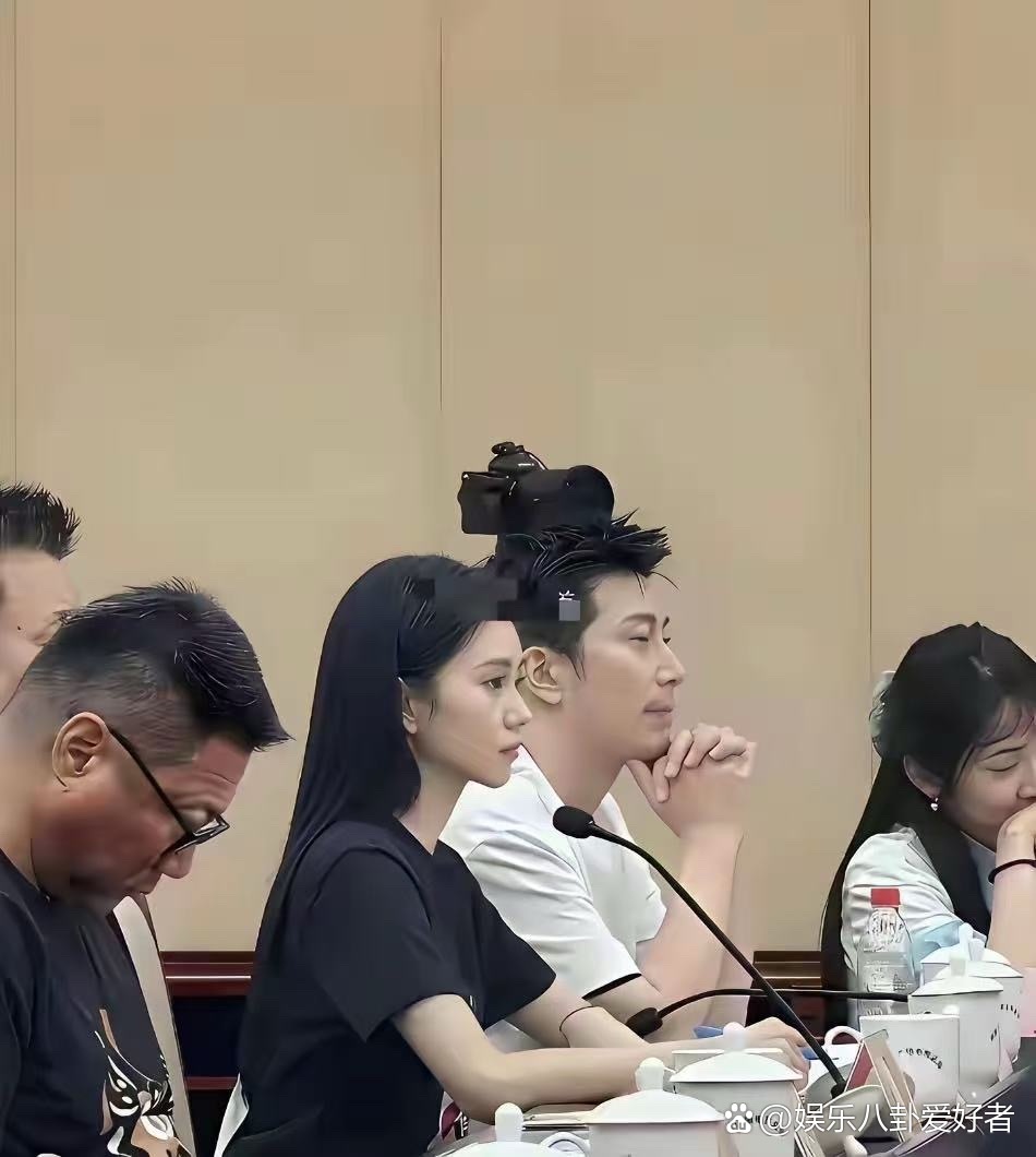 这可是央视镜头啊，本人得多美啊