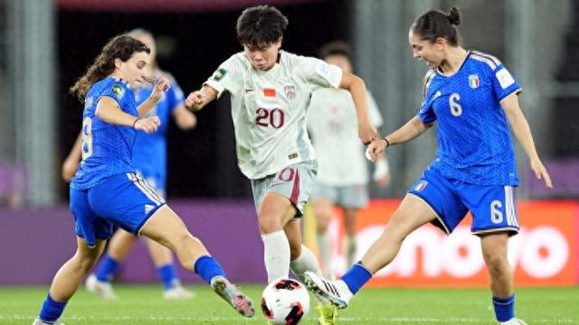 U20女足世界杯|对方门将送礼真运气, 点球大战憾负失好运, 中国队无缘八强