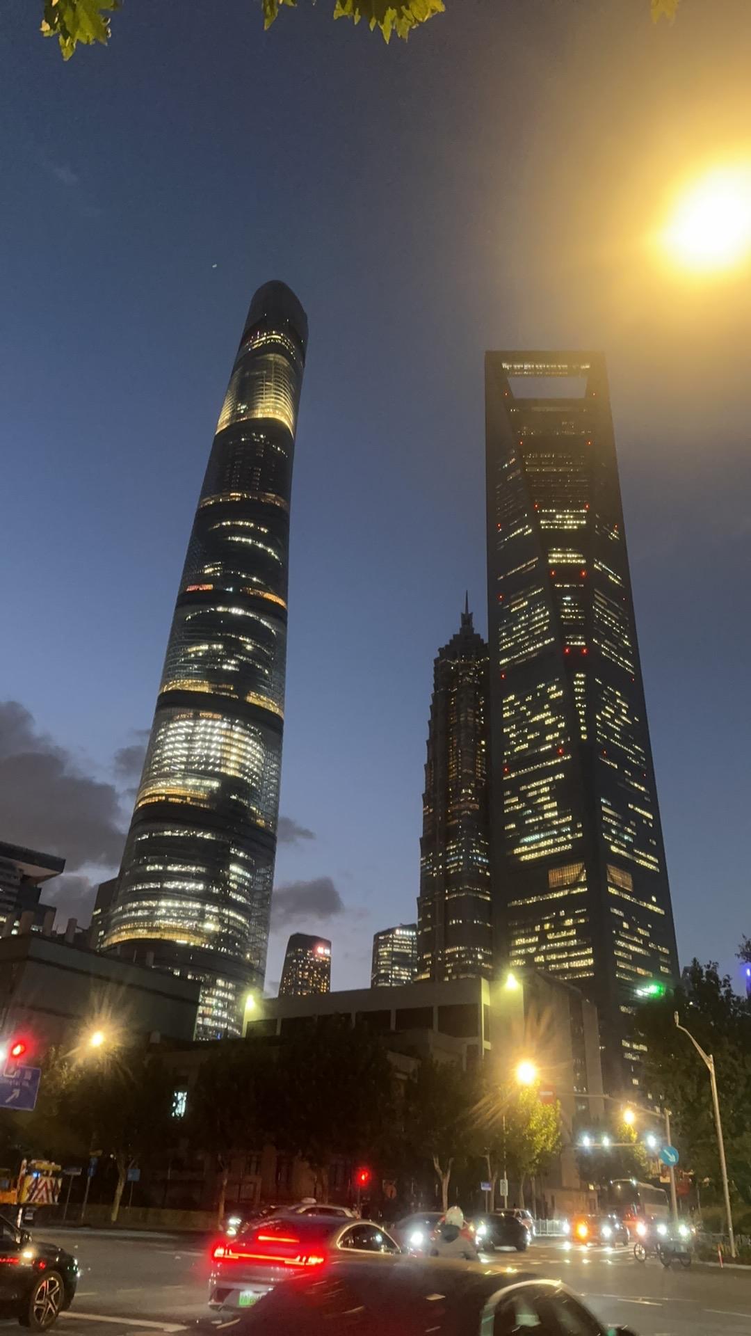 【琅河财经】我认为股市比较大的调整可能在春节后，2-4月这个阶段。如果特朗普到中