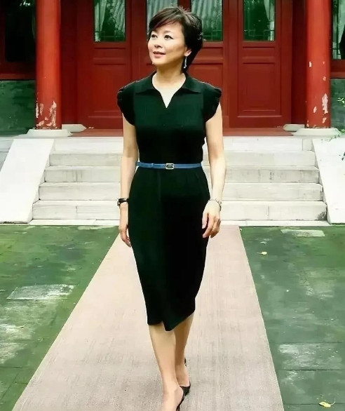 她真的是从年轻美到老，60多岁了仍显知性优雅，比陈冲好看多了。能一眼认出她的也都