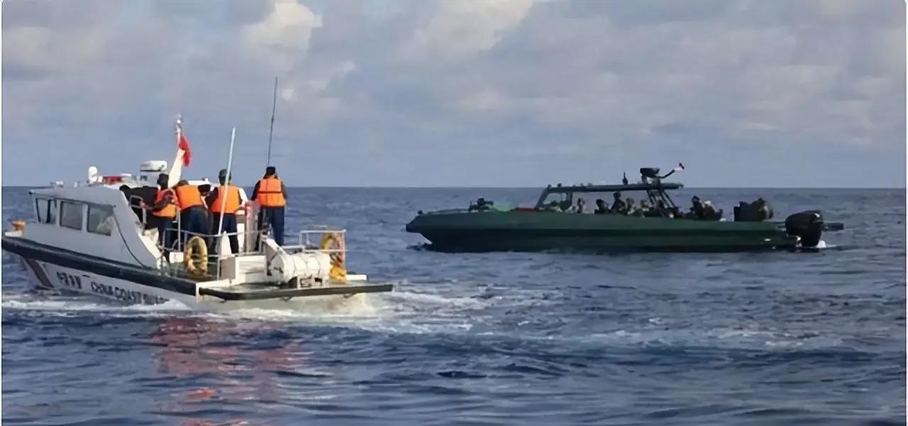 菲律宾当年搁浅“马德雷山号”，如今成了进退两难的局。1999年，这艘二战老