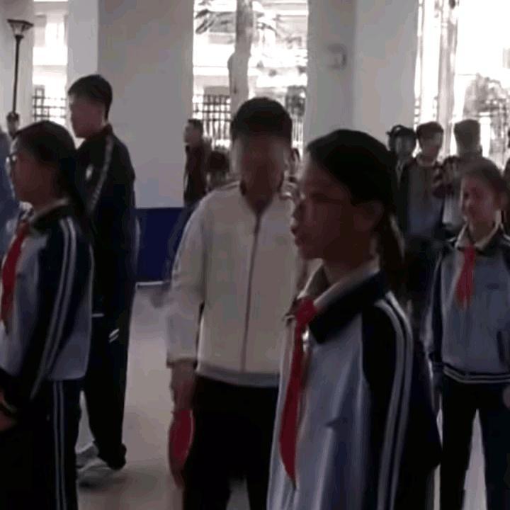 奥运冠军孙颖莎，竟然拿了倒数第一！“我们最后一名啊？”孙颖莎瞪大眼睛，不