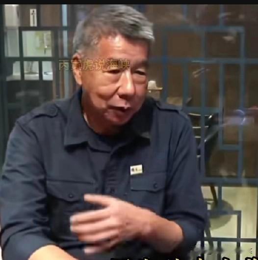 越来越感觉到，张亚中变了，从理论型变成了斗士类，又变成了附和派了，难道他归顺郝龙