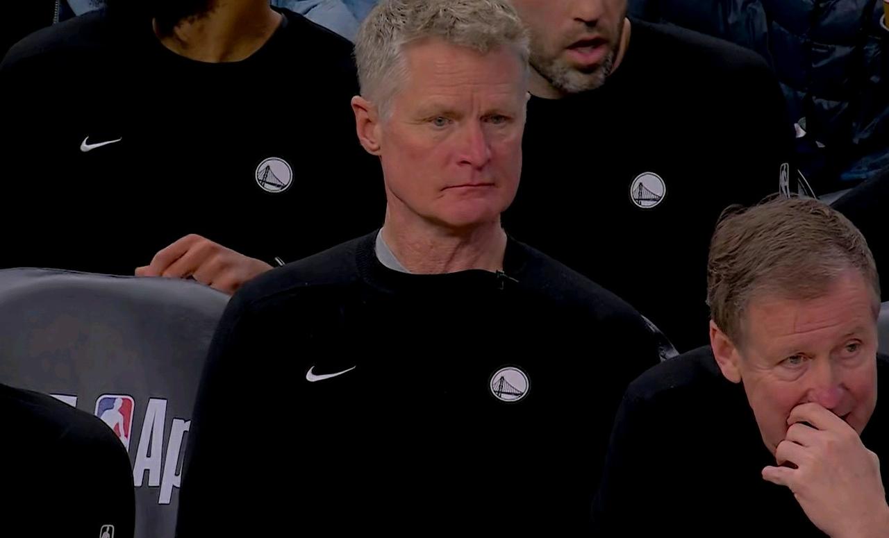 勇士意外输鹈鹕！三大败因解析：第一：勇士没有库里，三分球命中率太不稳定，本场