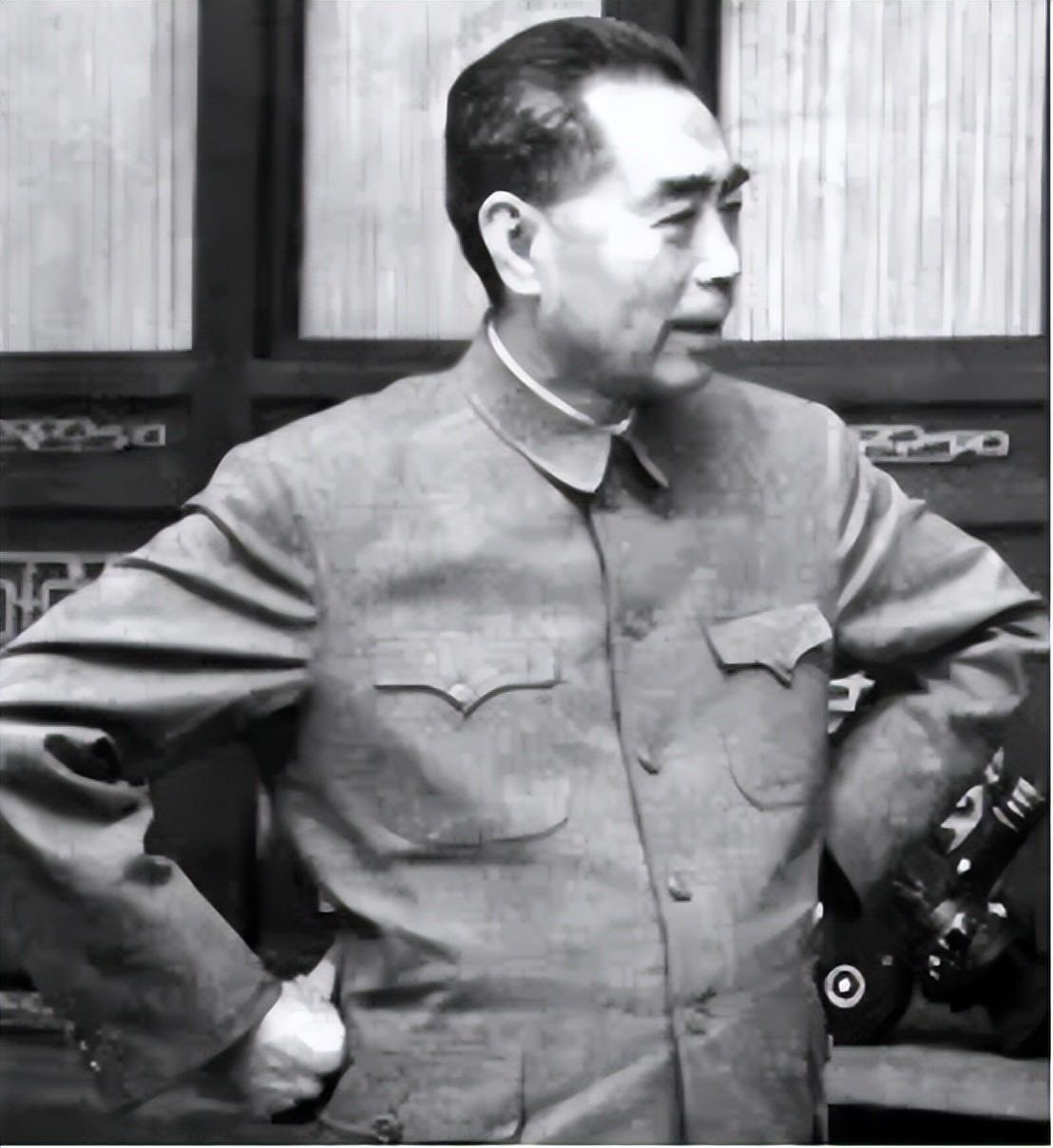 1955年一女子调往北京，未婚夫终于透露自己家世：我伯父是周总理“1955年
