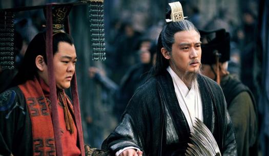 234年，诸葛亮在北伐途中，病逝五丈原，刘禅大惊，翻箱倒柜好不容易找出诸葛亮生前