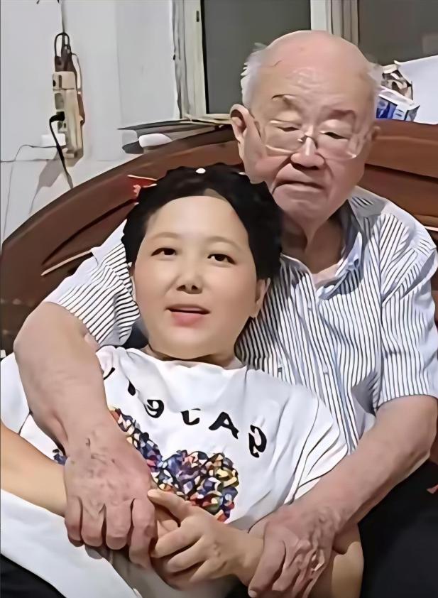 在咱们山东地界，有位六十三岁的张大叔，他用自己真金白银的惨痛教训，给所有老年人上