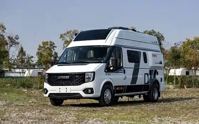 5.998m合规车身瑞弗A700，硬核配置舒适如家性能是房车远行的底气，瑞弗启