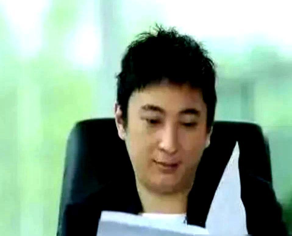 当年吴京拿100万请王思聪演戏被直接拒绝，对方转手却砸进了2000万。筹拍