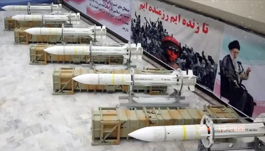 美军要是打伊朗，除了俄罗斯，其他国家大概率不会援助伊朗，因为伊朗把人都得罪光了