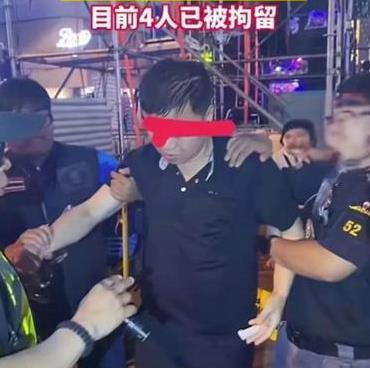 笑掉大牙了，韩国人这么没有存在感吗？近日在泰国的旅游胜地芭提雅，一伙人韩国人