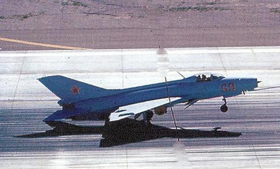 no10:中国成都歼-7(j-7)战斗机(不再产)