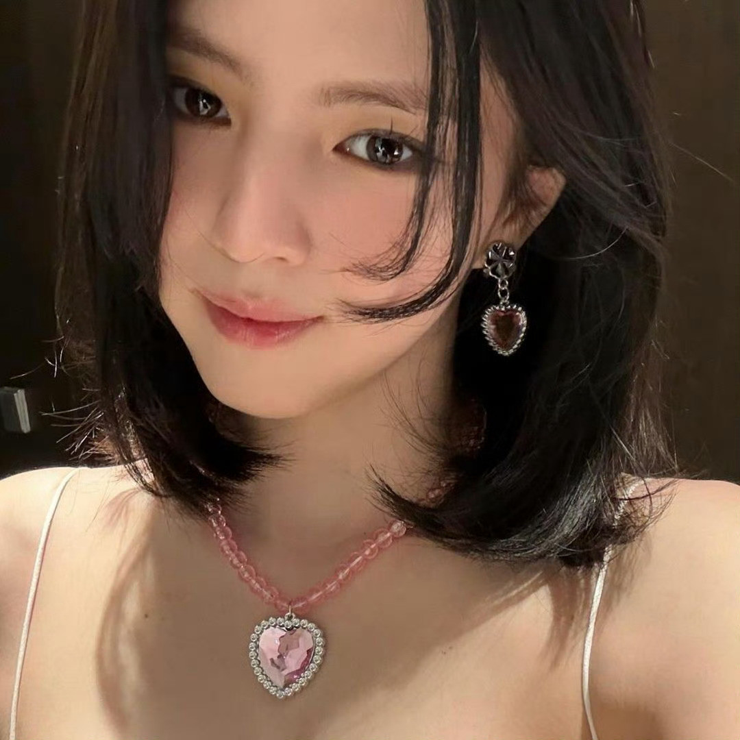 一些个人风格很强烈的元素👾🦋💞​​​