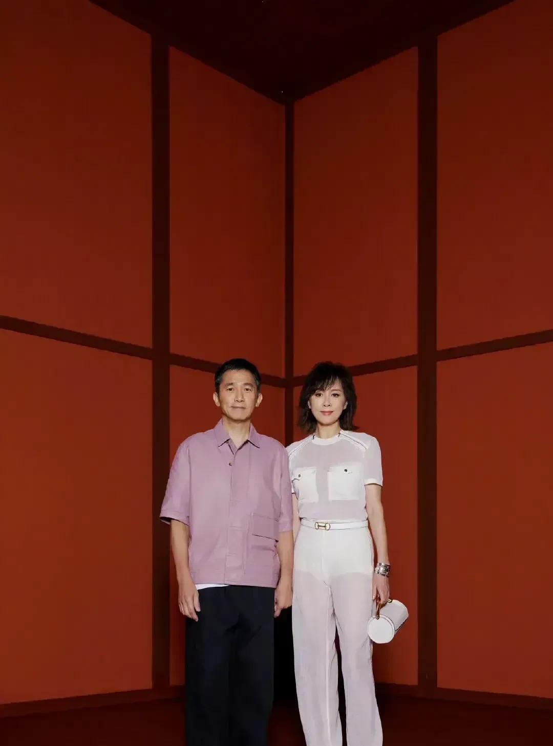 刘嘉玲谈上海看秀感受，梁朝伟也来了！6月14日上午，刘嘉玲在社交媒体发文，分享