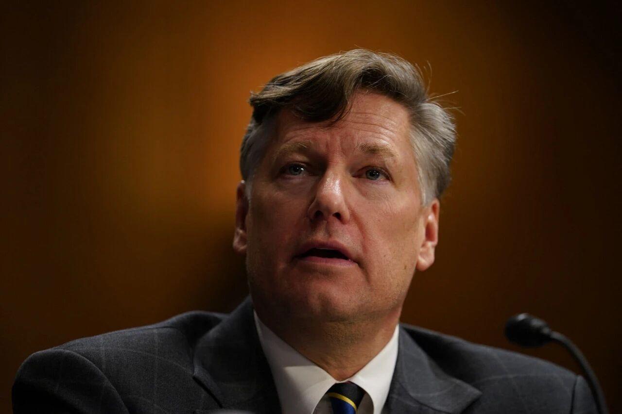 美国国务院高层出现罕见公开失言。副国务卿克里斯托弗·兰道周三晚在社交媒体上批评美