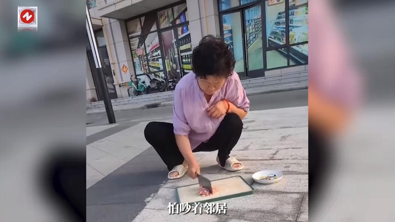 “人怎么能这么聪明！”7月13日，天津，一孩子大早上起来就吵着要吃包子，奶奶想给