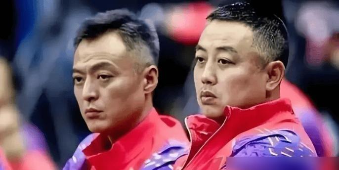 樊振东连续缺席国际赛事，发现2个信号！上月的队内测试赛，虽然参加了训练，但是尽