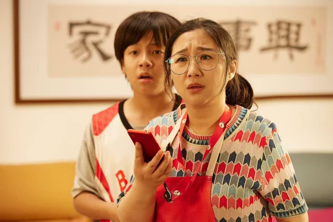 啊？真的假的？傅首尔电影首日不如《牛来》？差不多都是3000块钱吧，但还是败了。
