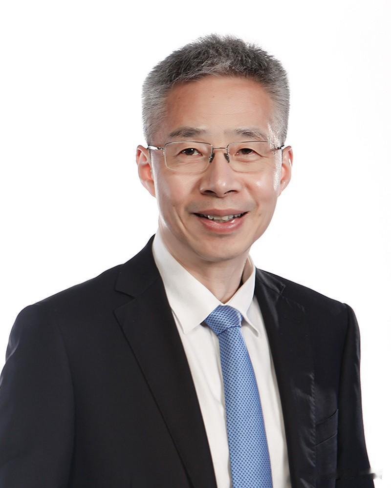 经济学家李迅雷说了句大实话，他认为身边看房、观望、迟迟不下单的人并不认同“已经触