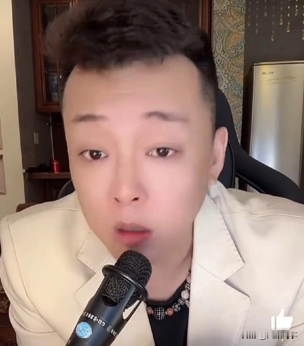 磕巴东说沈曼把做人基本的一撇一捺都做没了，这人很糟糕！沈曼这