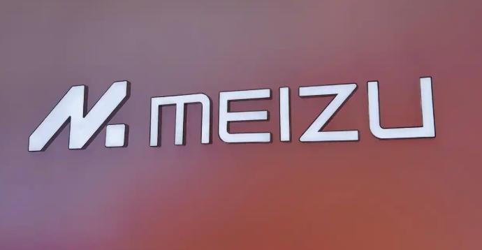 魅族2月27日宣布暂停国内手机自研硬件项目，老粉难免慌。3月1日CMO直播透