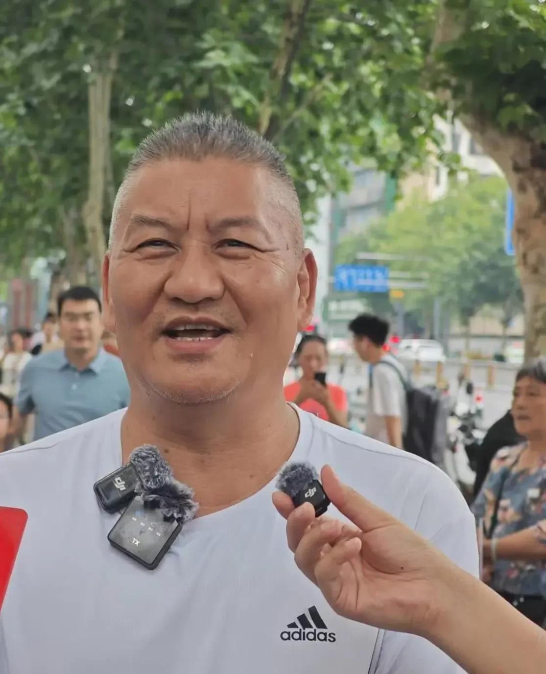 高考可以无限次参加吗？看了58岁的梁实29次参加高考的新闻，是不是大家感觉高考