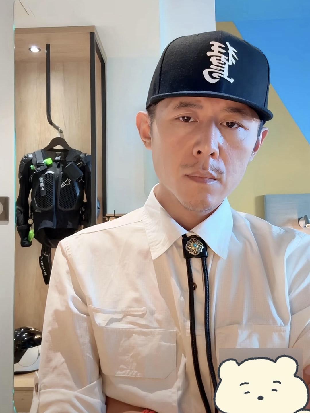 连麦女子：冰哥，我38，结婚十二年，俩娃。我老公人老实，按月交工资，不赌不泡，