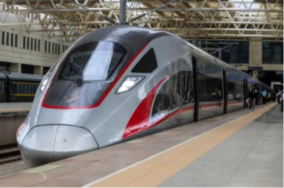 晚上为什么没有高铁？一位铁路工作者告诉我，90%的人不知道，飞机可以通宵飞行，火