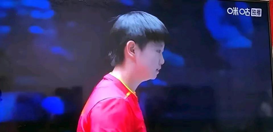 莎莎是真靠谱！球品人品都没得挑，活该被这么多人喜欢！她跟袁嘉楠打第四局，一开场