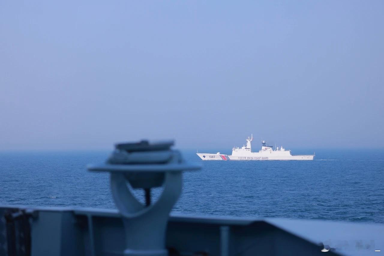 日本海保第十一管区称，在钓鱼岛巡航的中国海警舰艇编队于前天（31日）晚进行了换班