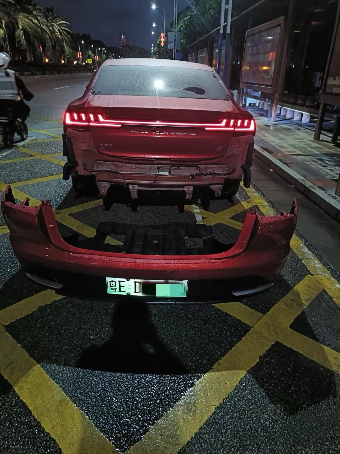 #广东1小时下完一天暴雨量#【“1小时下完一天雨量”：#广东新一轮强对流天气的挑